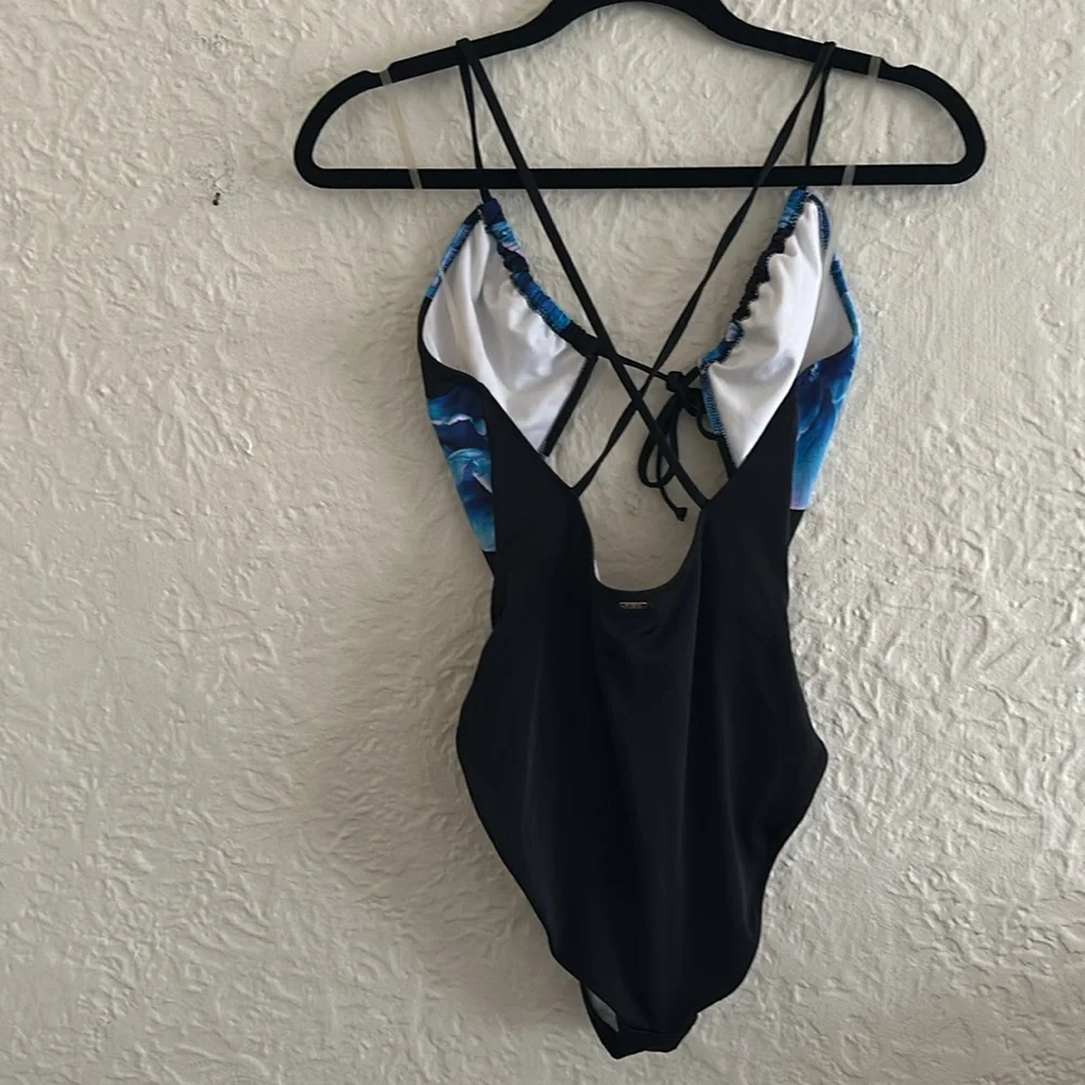 Victoria’s Secret Pink Cut Out Front Black Blue Floral Swimsuit Medium